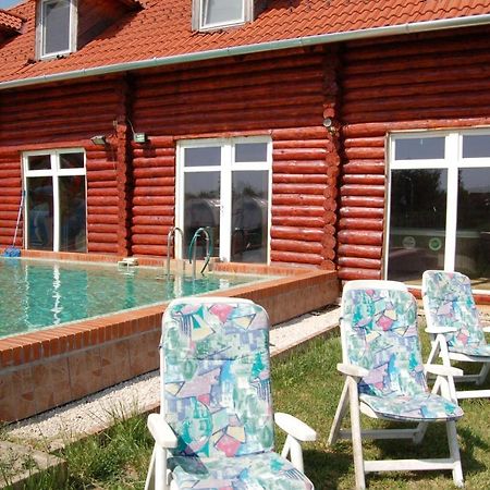 Bed and breakfast Roenk-Wellness Panzio Mezopeterd Extérieur photo