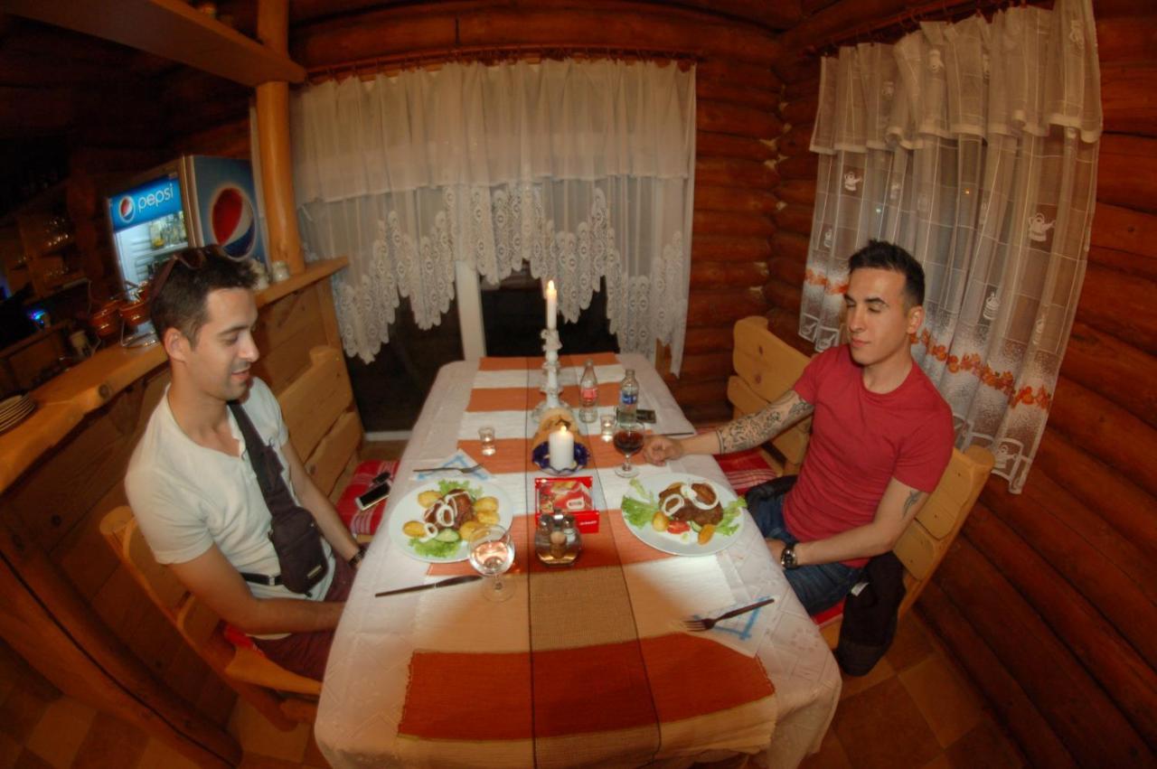 Bed and breakfast Roenk-Wellness Panzio Mezopeterd Extérieur photo