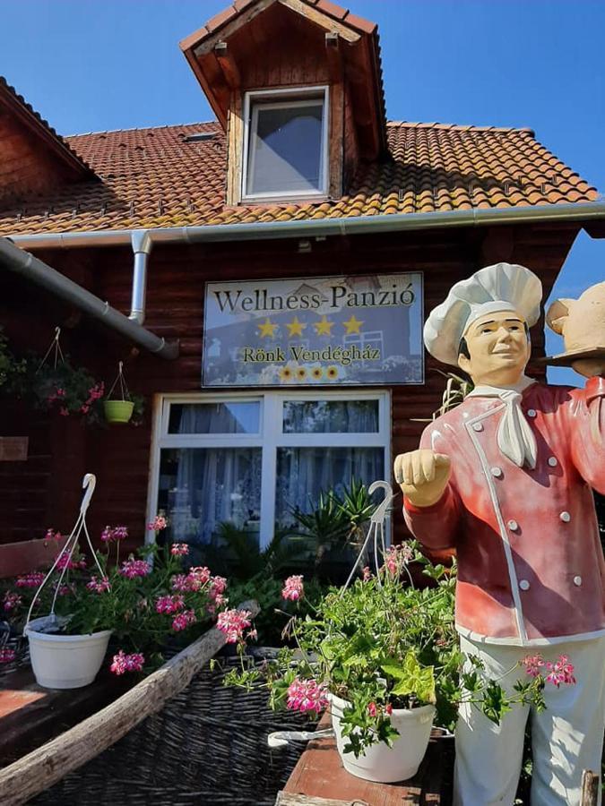 Bed and breakfast Roenk-Wellness Panzio Mezopeterd Extérieur photo